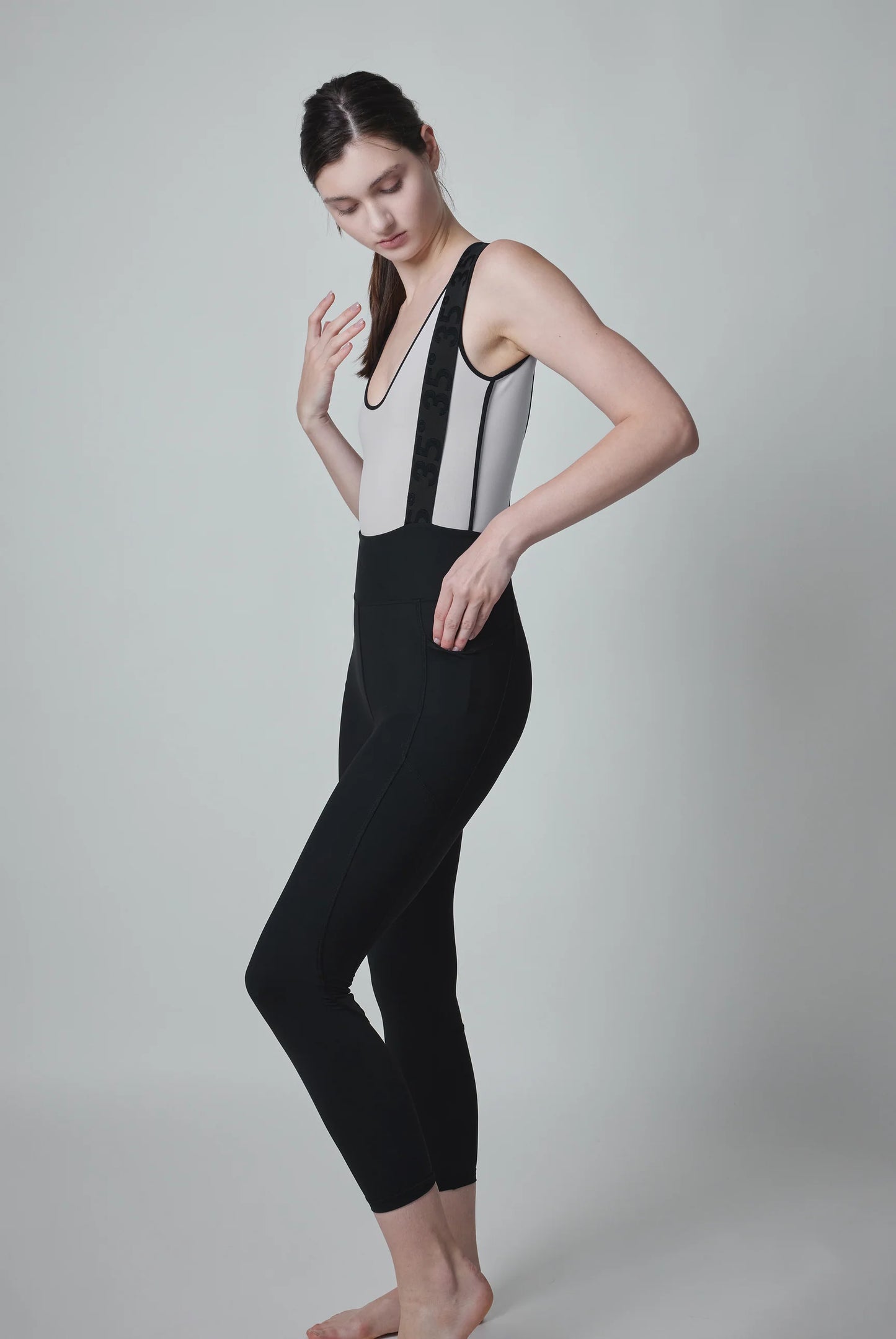 35 Degrees - Voyagy Nº5 Supenders Leggings (Premium Black)