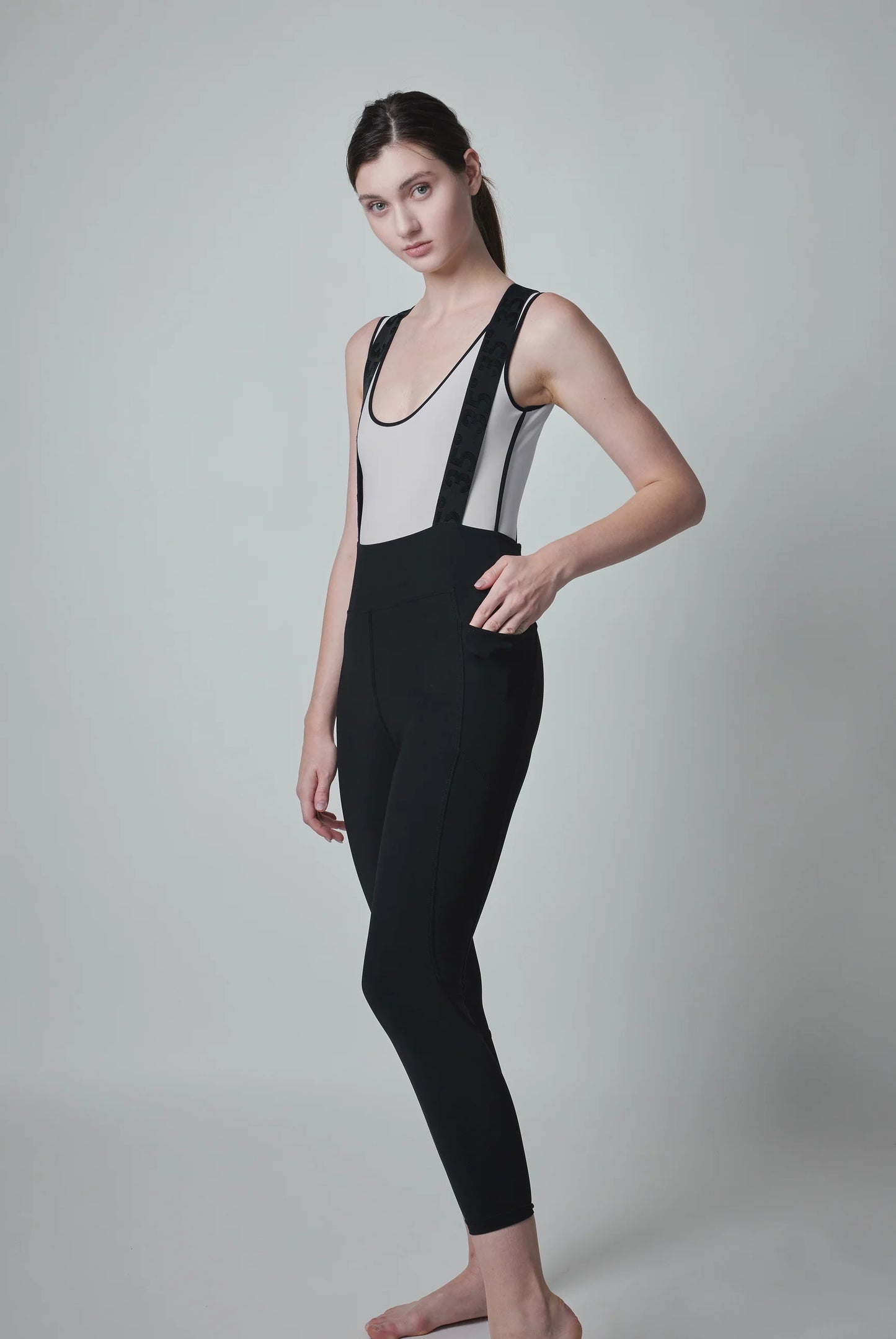 35 Degrees - Voyagy Nº5 Supenders Leggings (Premium Black)